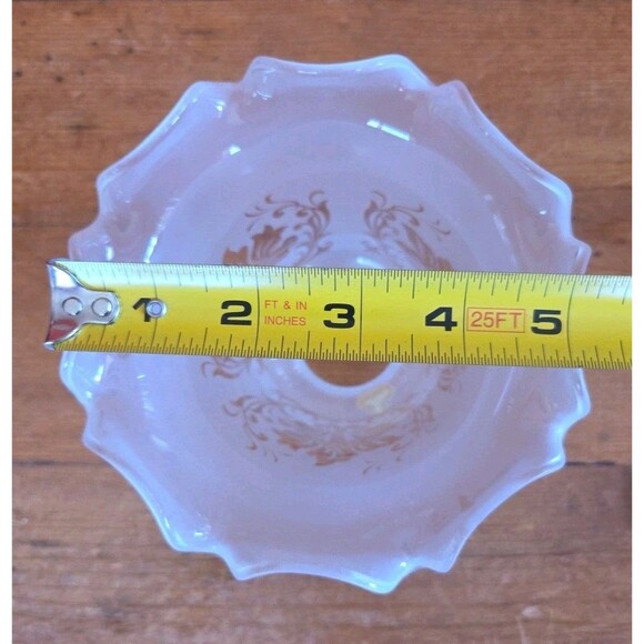 Nos Vtg VIANNE France Frosted Floral Glass Lamp Shades Ruffled Edge 5.5"X 5"X 2" - Picture 5 of 6